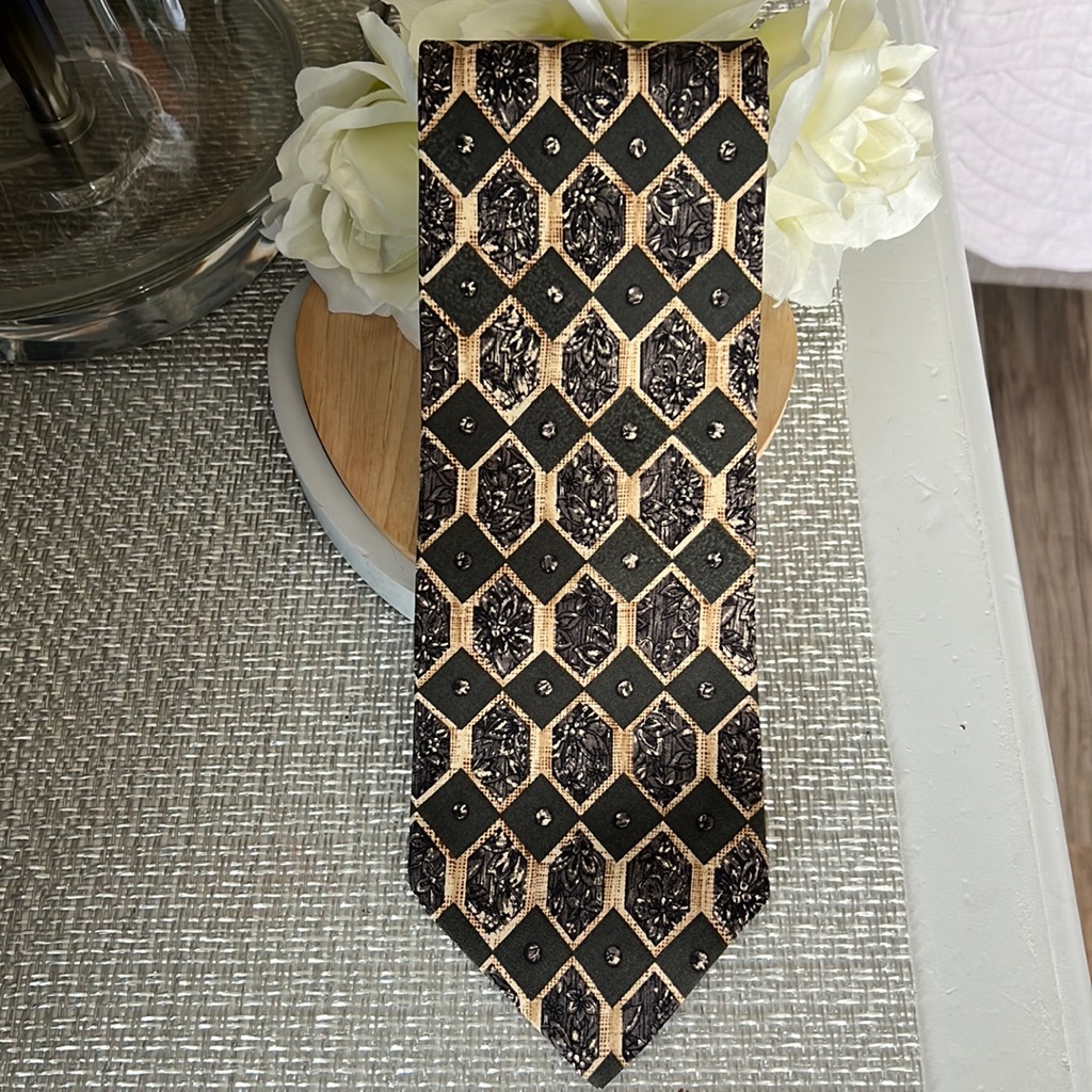 Geoffrey Beene Tie